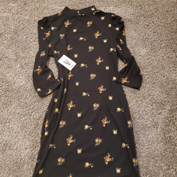 Black ribbed dress - Picture 2 of 3